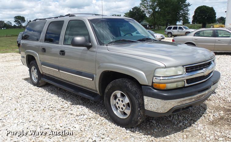 image for item CC9228 2003 Chevrolet Suburban 1500 SUV