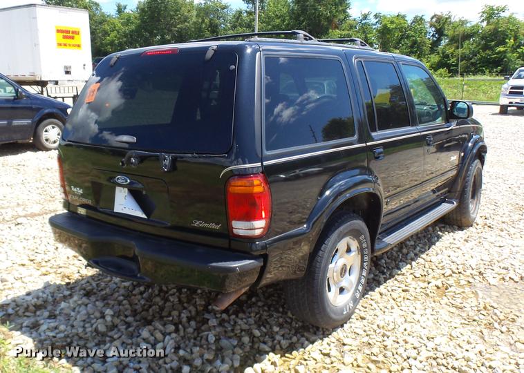 image for item CC9229 2000 Ford Explorer SUV