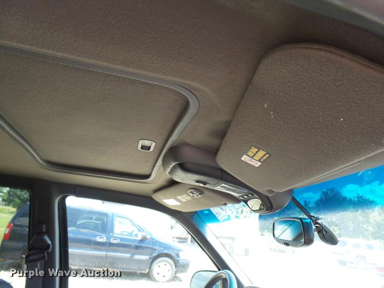 image for item CC9229 2000 Ford Explorer SUV