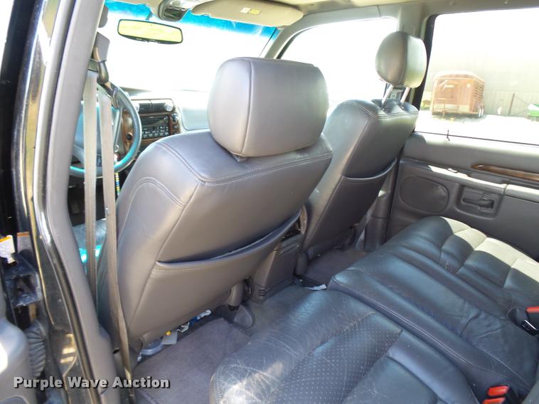 image for item CC9229 2000 Ford Explorer SUV