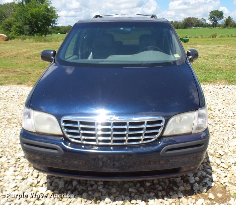 image for item CC9230 2000 Chevrolet Venture van