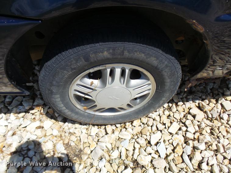 image for item CC9230 2000 Chevrolet Venture van