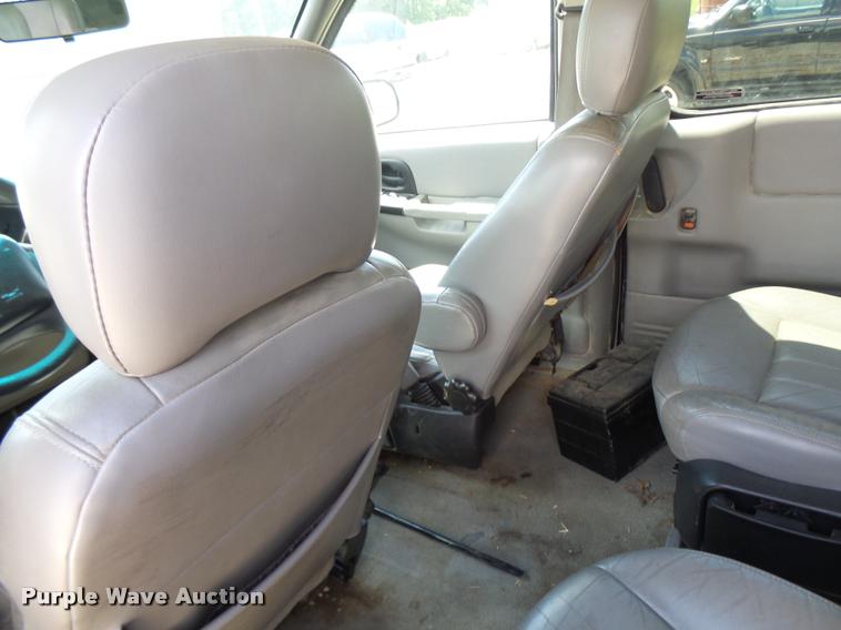 image for item CC9230 2000 Chevrolet Venture van