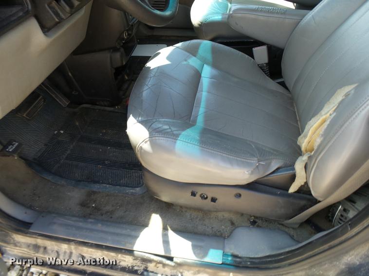 image for item CC9230 2000 Chevrolet Venture van