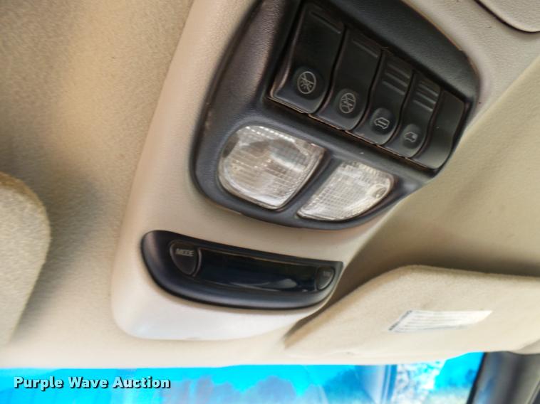 image for item CC9230 2000 Chevrolet Venture van