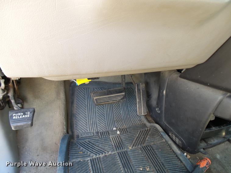 image for item CC9230 2000 Chevrolet Venture van