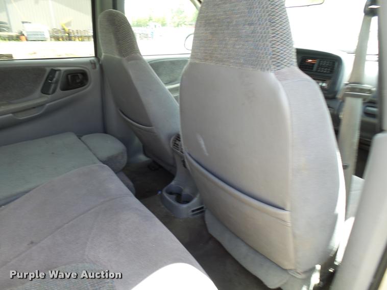 image for item CC9232 1999 Dodge Durango SLT SUV