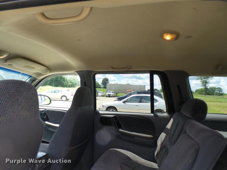 image for item CC9232 1999 Dodge Durango SLT SUV