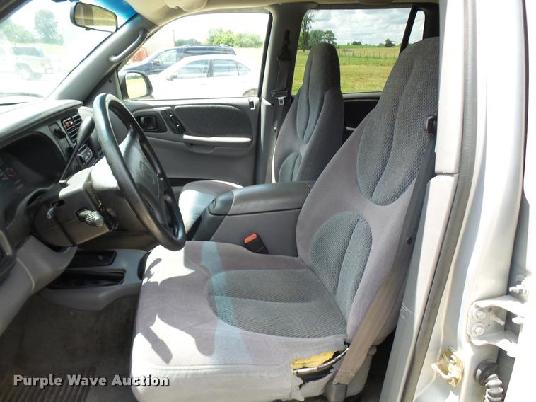 image for item CC9232 1999 Dodge Durango SLT SUV