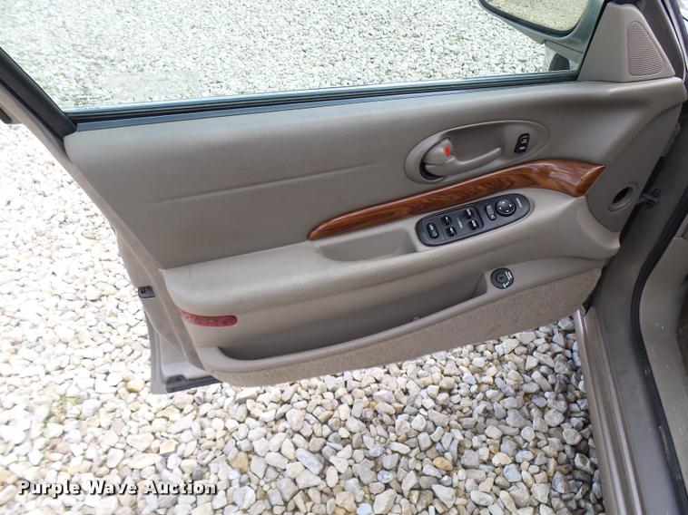 image for item CC9233 2002 Buick LeSabre Custom