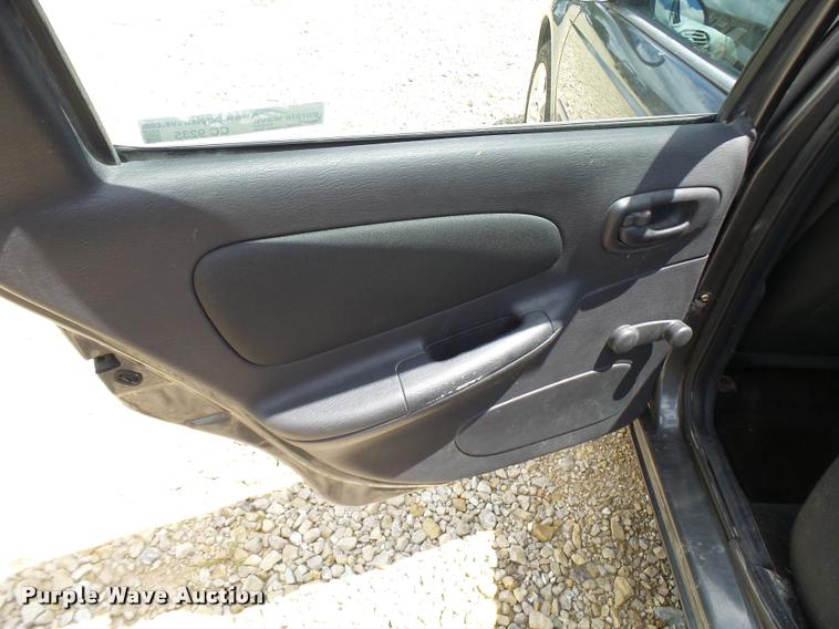 image for item CC9235 2004 Dodge Neon SXT