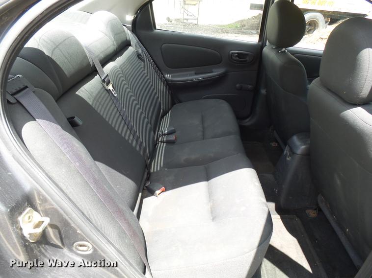 image for item CC9235 2004 Dodge Neon SXT