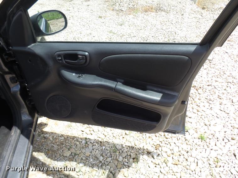 image for item CC9235 2004 Dodge Neon SXT