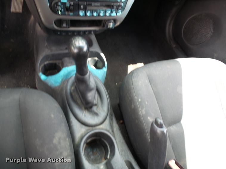 image for item CC9235 2004 Dodge Neon SXT