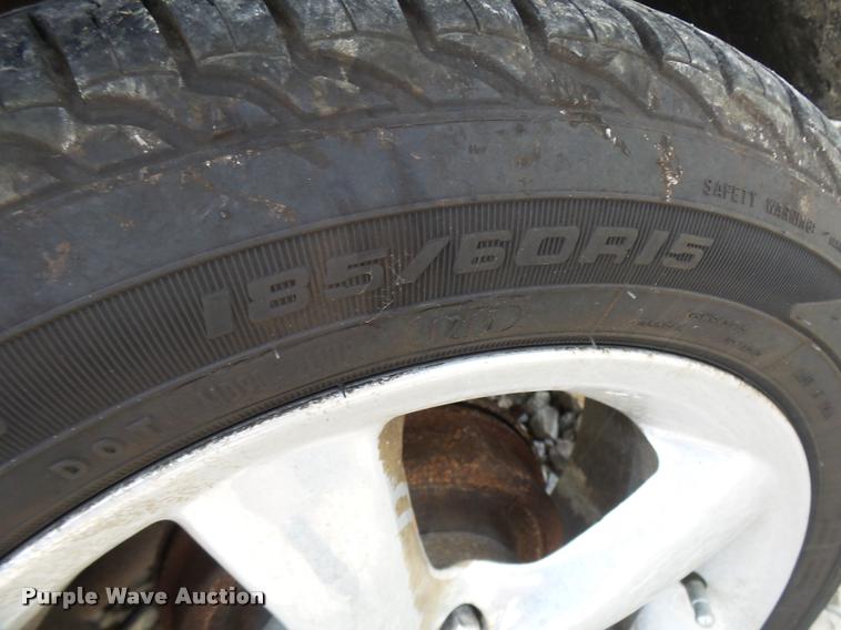 image for item CC9235 2004 Dodge Neon SXT