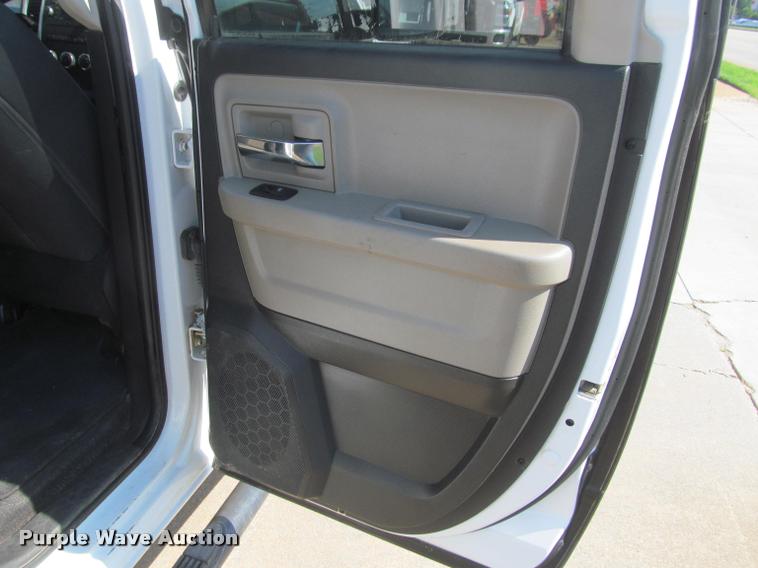 image for item DA1001 2012 Dodge Ram 1500 Quad Cab pickup truck