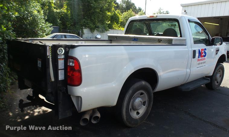 image for item DA1087 2008 Ford F250 Super Duty pickup truck