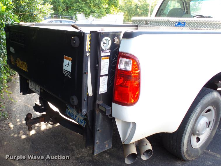 image for item DA1087 2008 Ford F250 Super Duty pickup truck