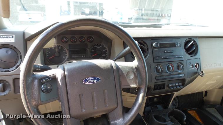 image for item DA1087 2008 Ford F250 Super Duty pickup truck