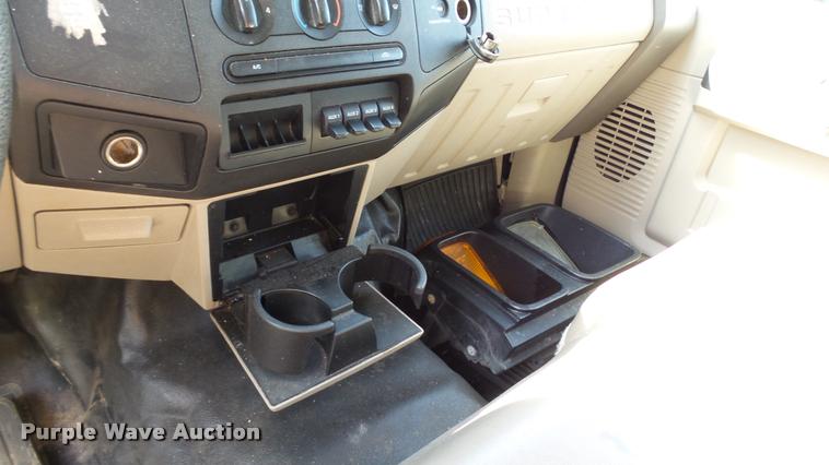 image for item DA1087 2008 Ford F250 Super Duty pickup truck