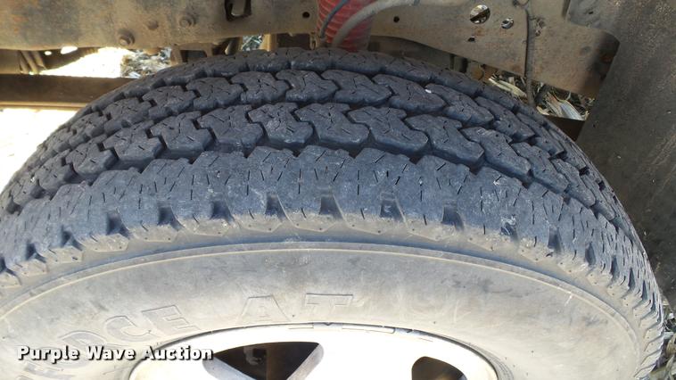 image for item DA1094 2003 Ford F350 Lariat Crew Cab pickup truck