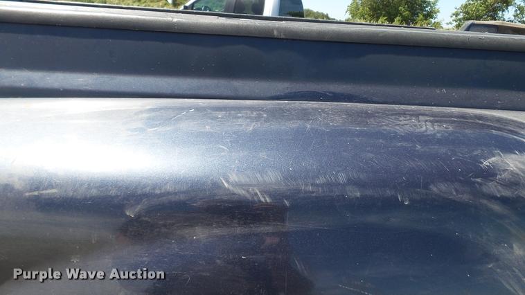 image for item DA1094 2003 Ford F350 Lariat Crew Cab pickup truck