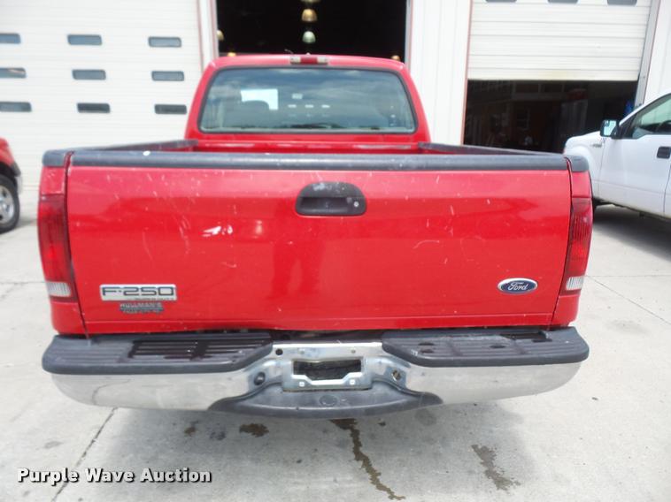 image for item DA1543 2006 Ford F250 Super Duty SuperCab pickup truck