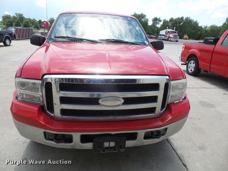 image for item DA1543 2006 Ford F250 Super Duty SuperCab pickup truck