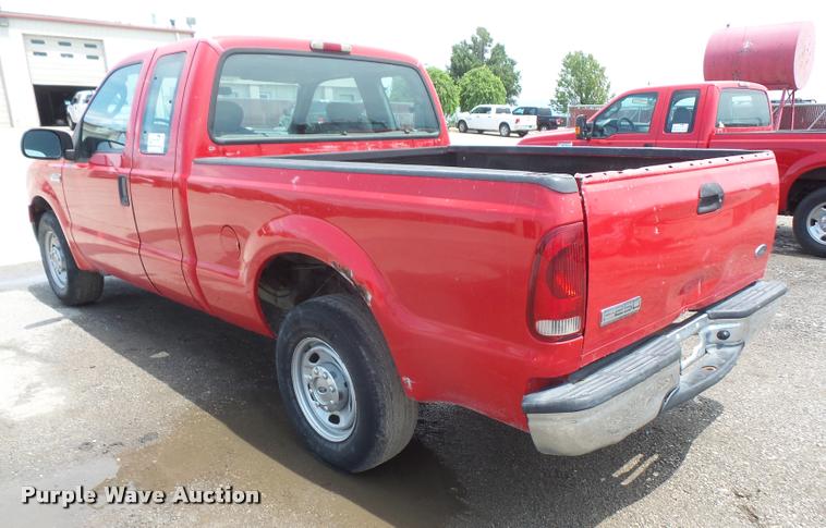 image for item DA1546 2005 Ford F250 Super Duty SuperCab pickup truck