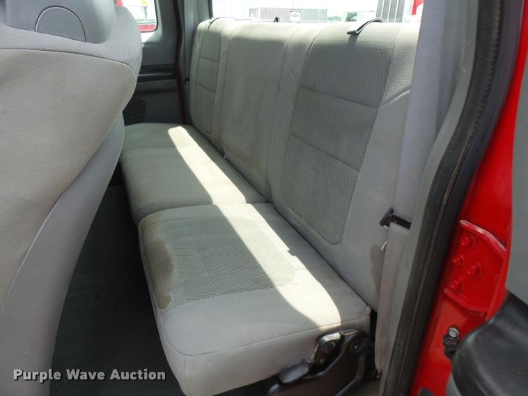 image for item DA1546 2005 Ford F250 Super Duty SuperCab pickup truck