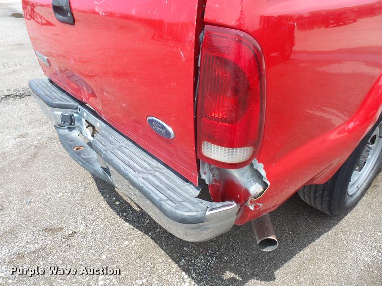 image for item DA1546 2005 Ford F250 Super Duty SuperCab pickup truck