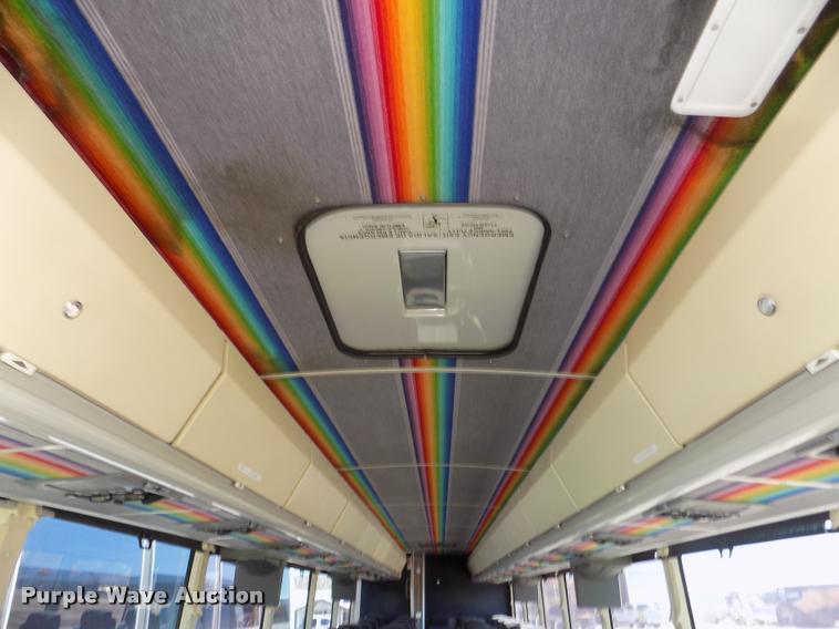 image for item DA3023 1995 MCI 102-D3 coach bus