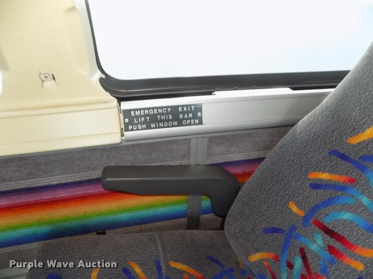 image for item DA3023 1995 MCI 102-D3 coach bus