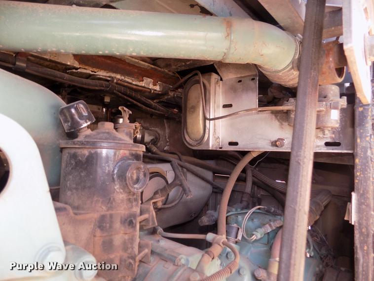 image for item DA3023 1995 MCI 102-D3 coach bus