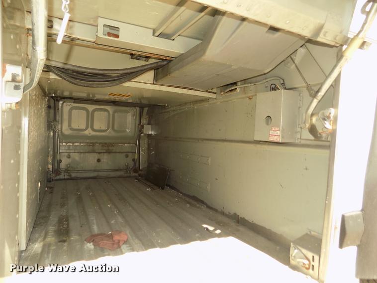 image for item DA3023 1995 MCI 102-D3 coach bus