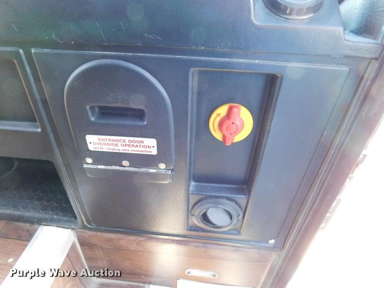 image for item DA3024 1998 Van Hool T940 coach bus