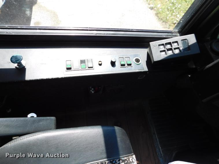 image for item DA3024 1998 Van Hool T940 coach bus