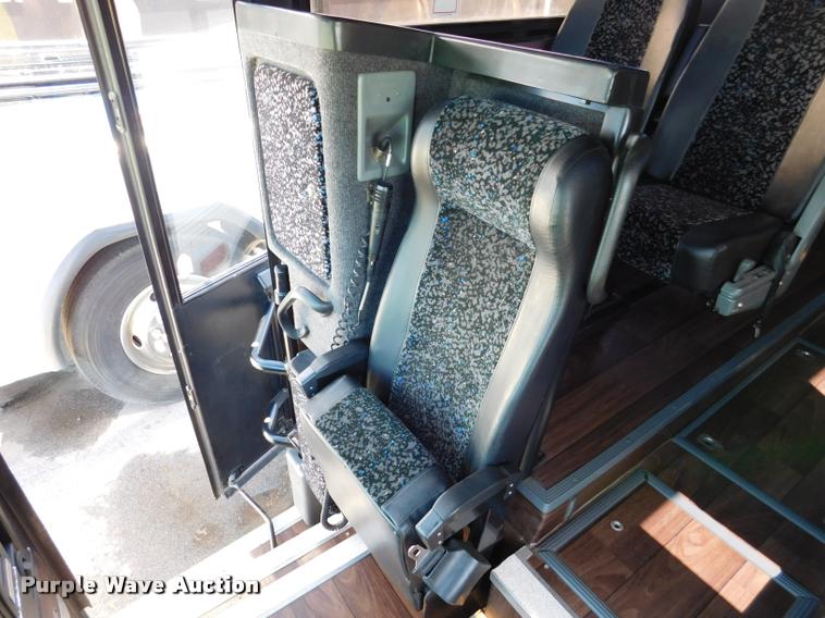 image for item DA3024 1998 Van Hool T940 coach bus