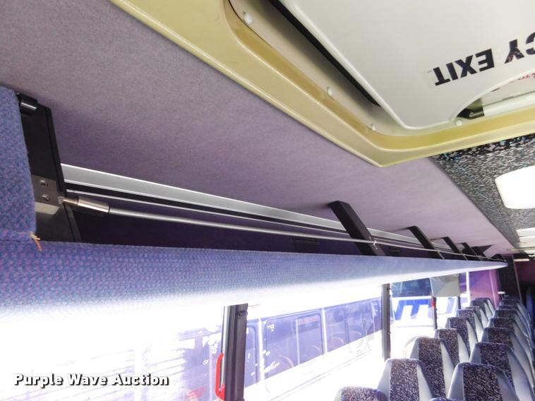 image for item DA3024 1998 Van Hool T940 coach bus