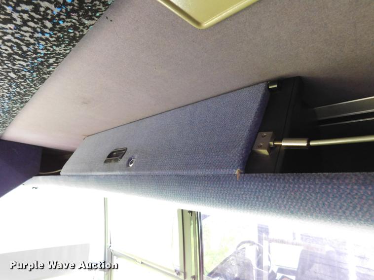 image for item DA3024 1998 Van Hool T940 coach bus