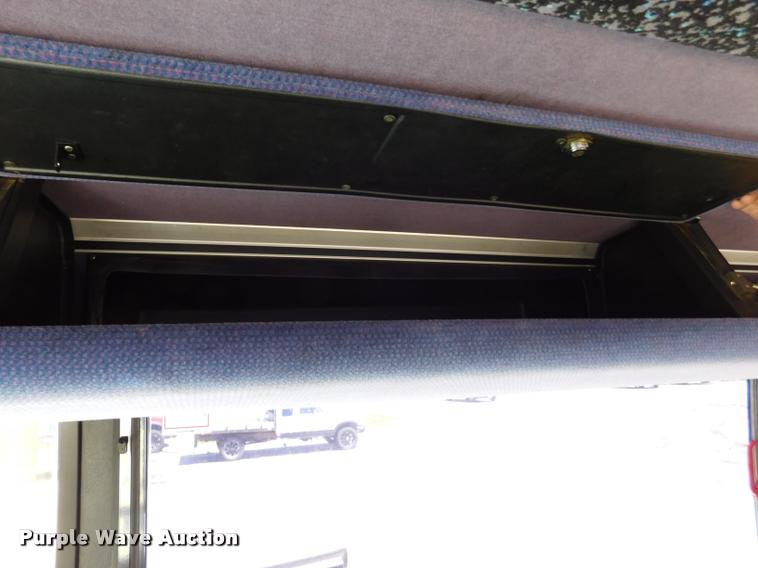 image for item DA3024 1998 Van Hool T940 coach bus