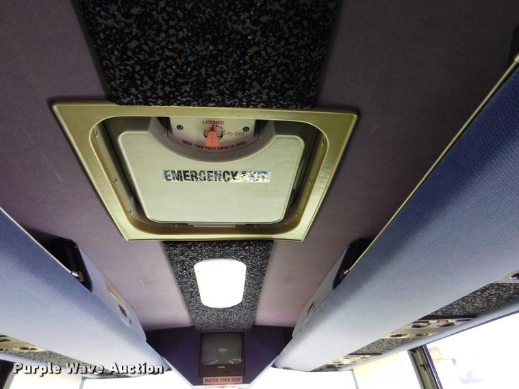 image for item DA3024 1998 Van Hool T940 coach bus