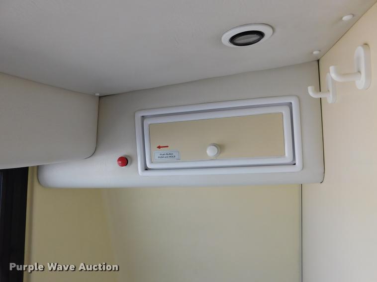 image for item DA3024 1998 Van Hool T940 coach bus