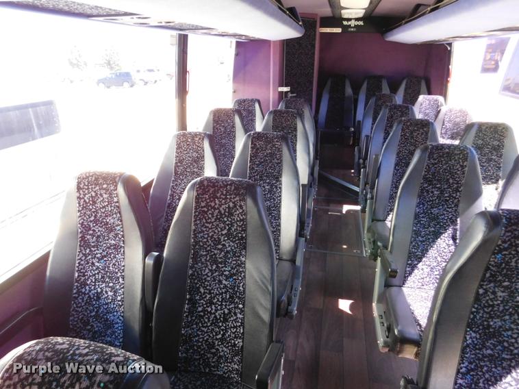 image for item DA3024 1998 Van Hool T940 coach bus