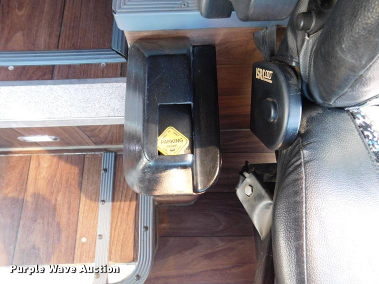 image for item DA3024 1998 Van Hool T940 coach bus