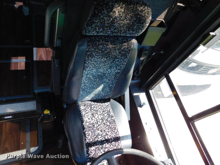 image for item DA3024 1998 Van Hool T940 coach bus