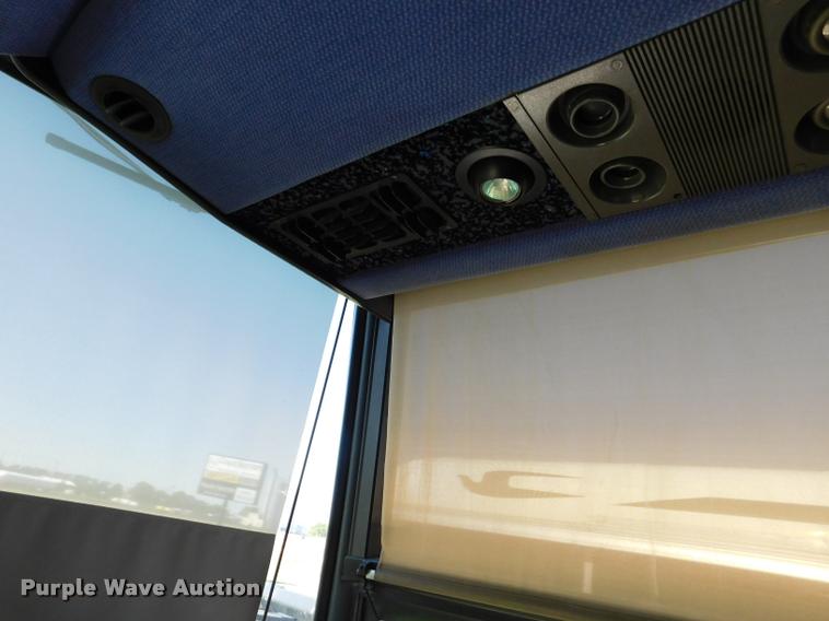 image for item DA3024 1998 Van Hool T940 coach bus