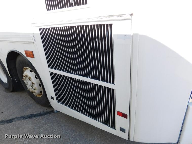 image for item DA3024 1998 Van Hool T940 coach bus