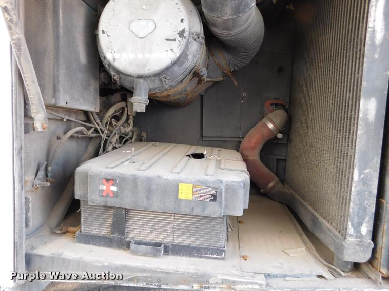 image for item DA3024 1998 Van Hool T940 coach bus