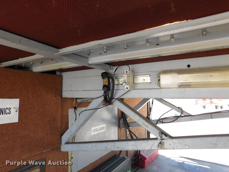 image for item DA3024 1998 Van Hool T940 coach bus